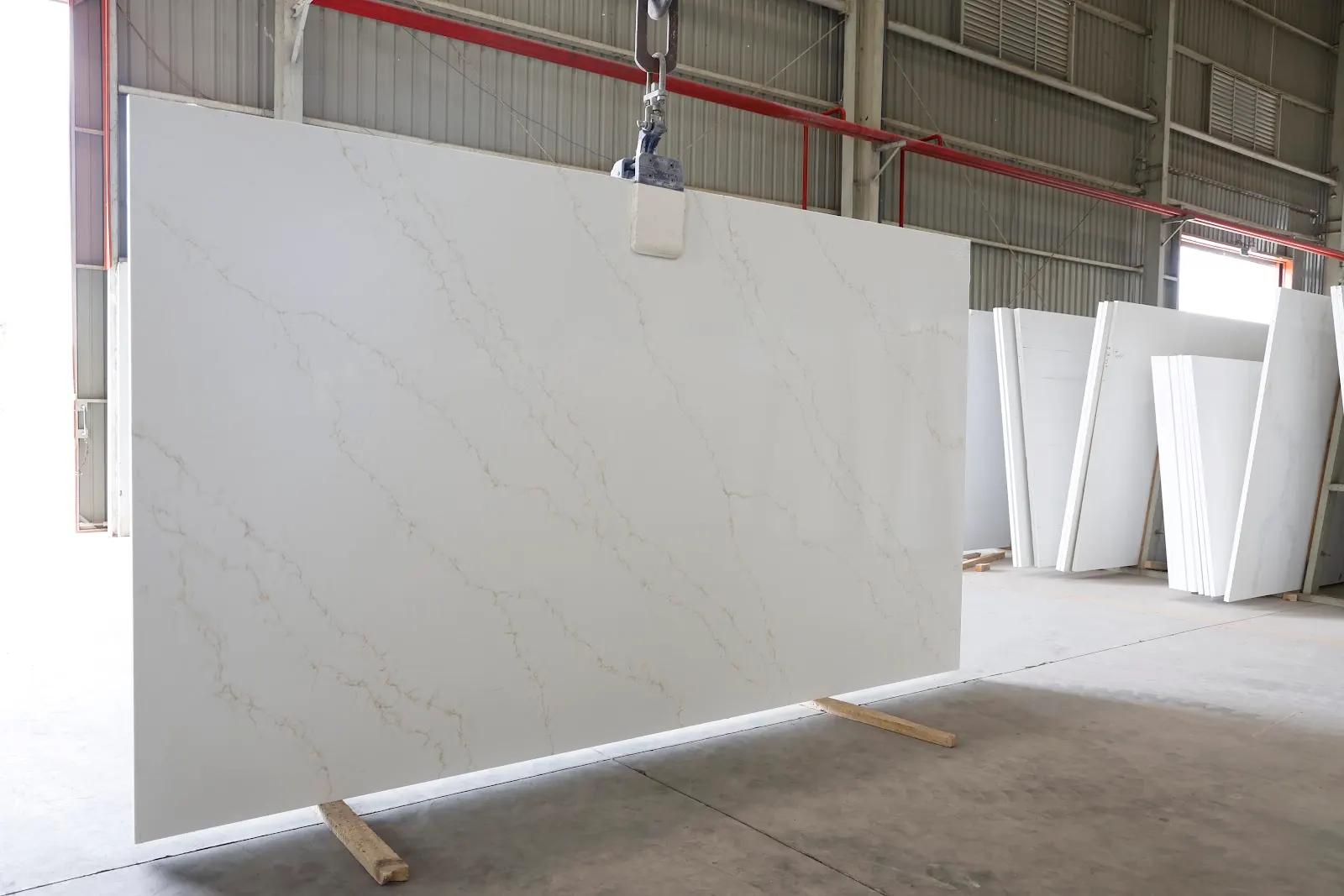 Close-up of Giotto Gold quartz surface and veining